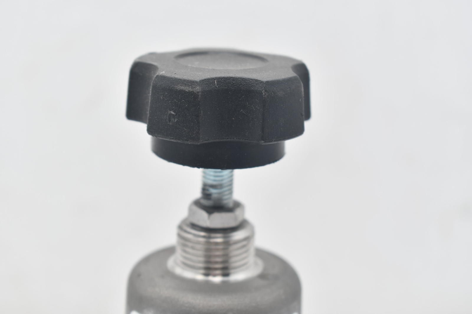 Fisher 67CSR Pressure Regulator Max Supply 400 PSI 0-35 PSI Spring Range