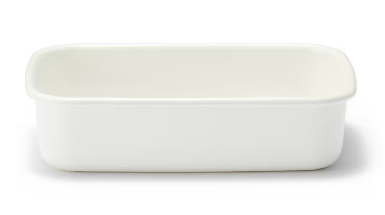 MUJI Enamel Storage Container with Valve Lid medium 630ml (11.5 x 19 x5cm)