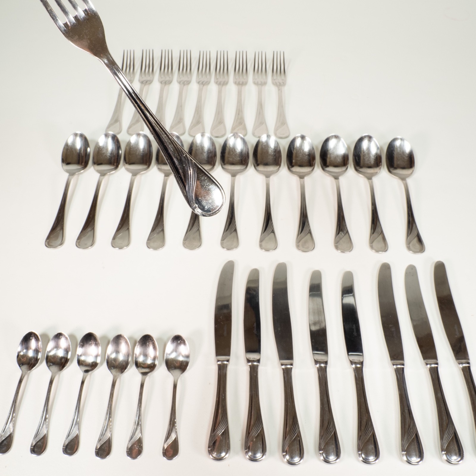 Mafil Vanstahl Unknown Pattern Stainless Steel Flatware Set of 35 Portugal