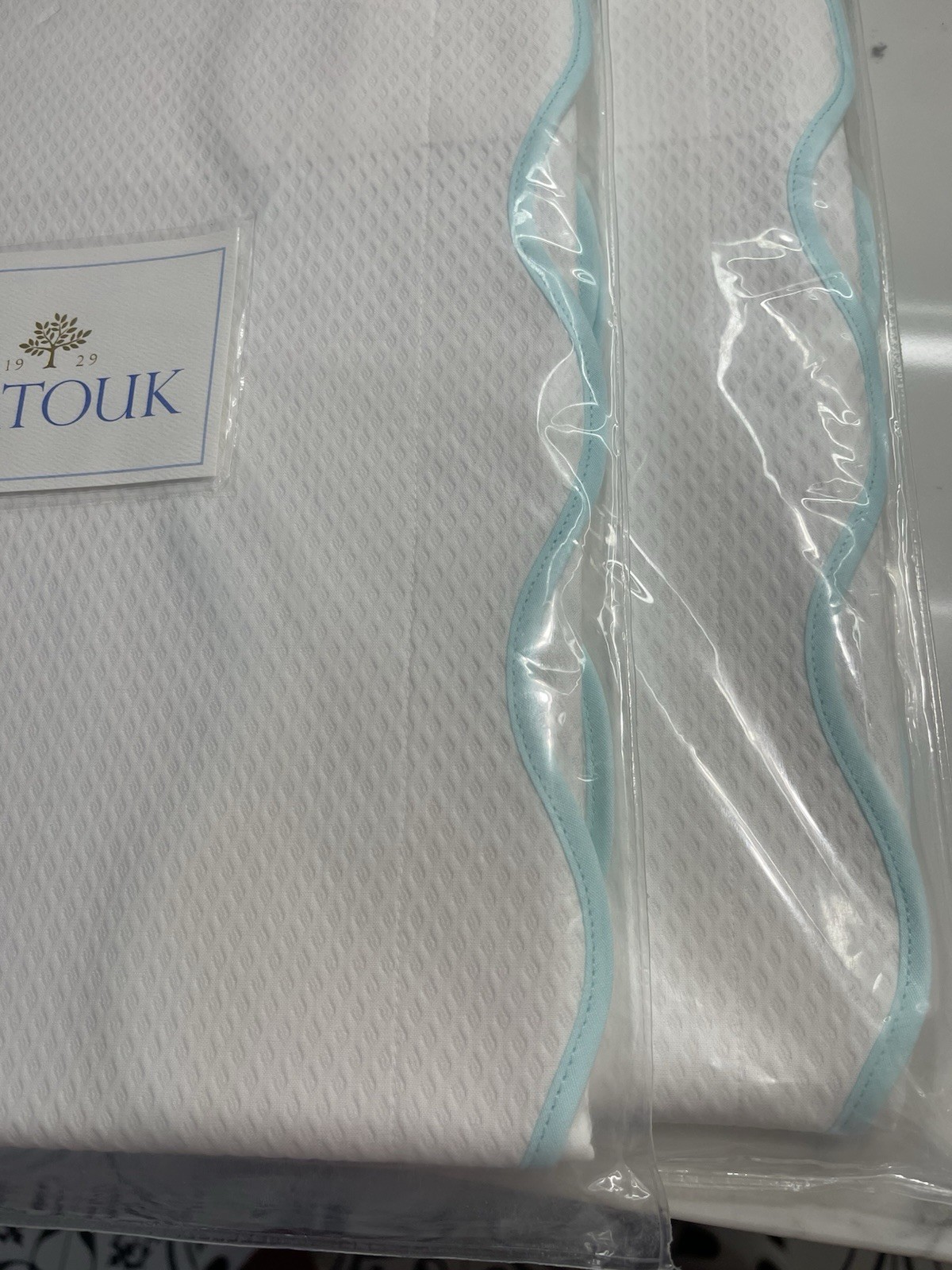 $180 Matouk NWT (1pc) Euro Sham Lanai 65% Cotton Lagoon Scalloped ONE SHAM