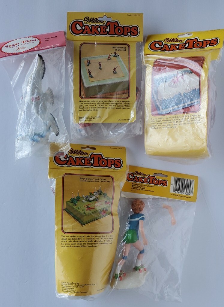 Vintage Wilton Cake Toppers – Lot of 5 – See Description – Fast Shipping!!