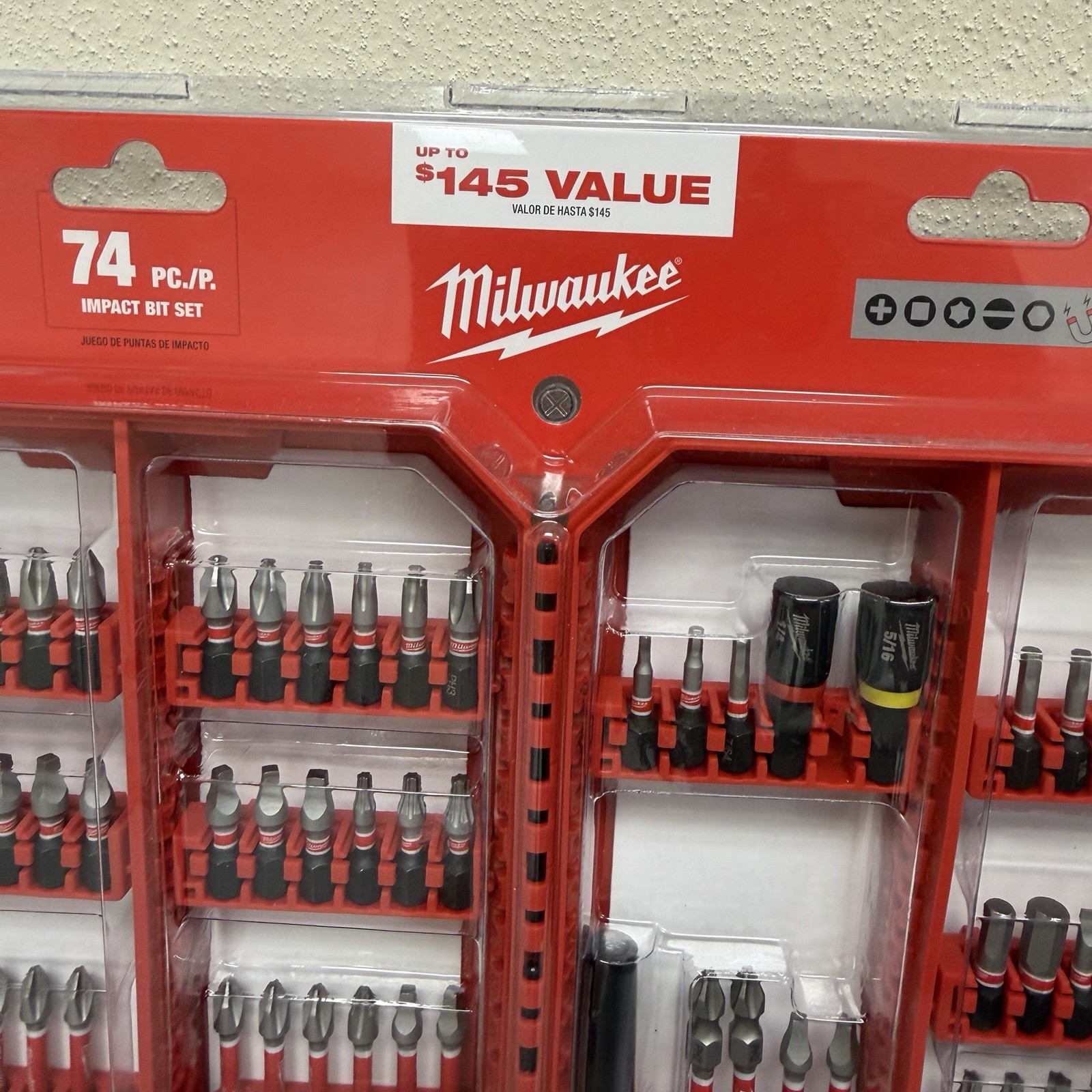 Milwaukee SHOCKWAVE Impact Duty Alloy Steel Screw Driver Bit Set (74-Piece) $145