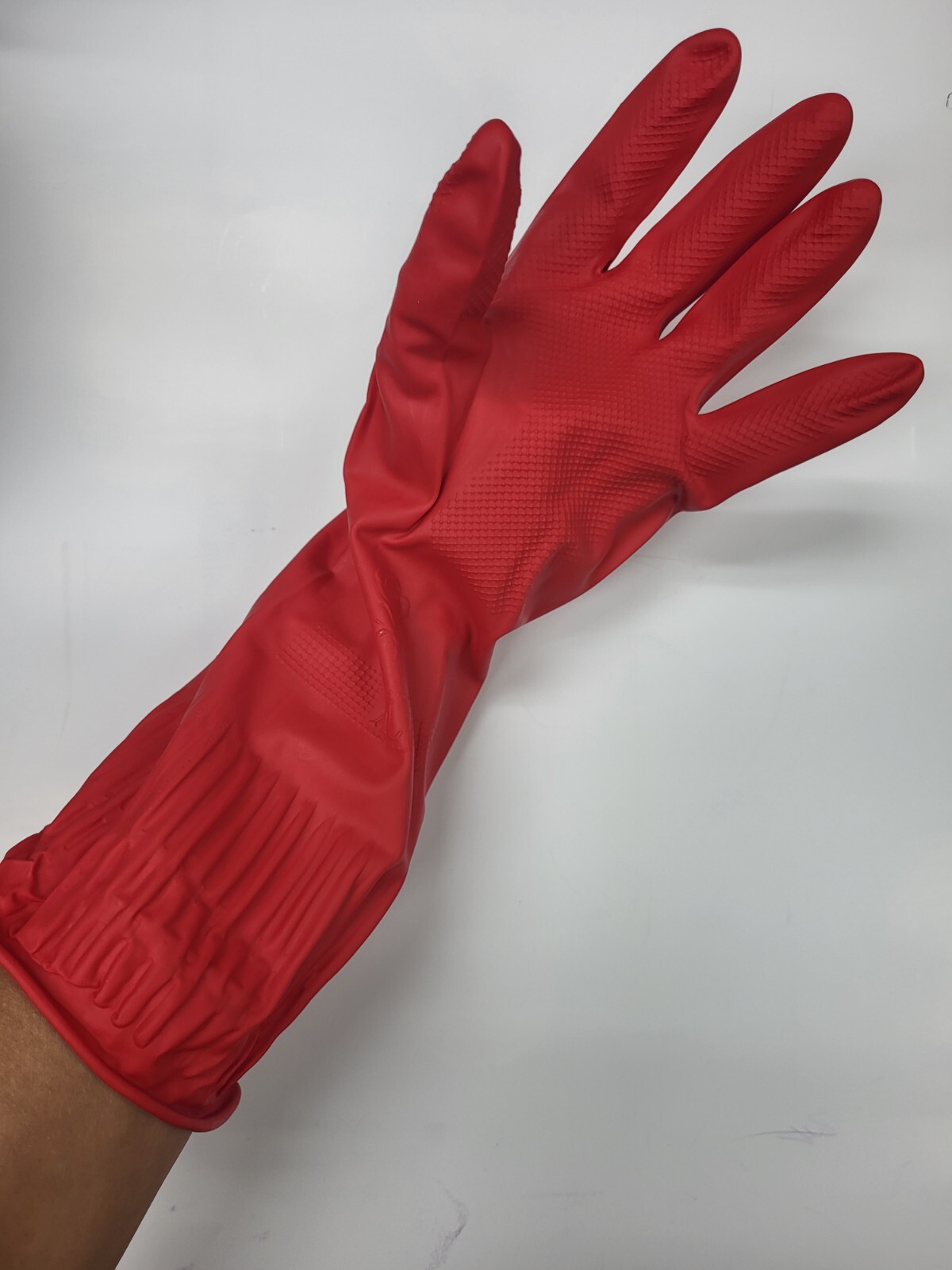 New Reusable Rubber Gloves