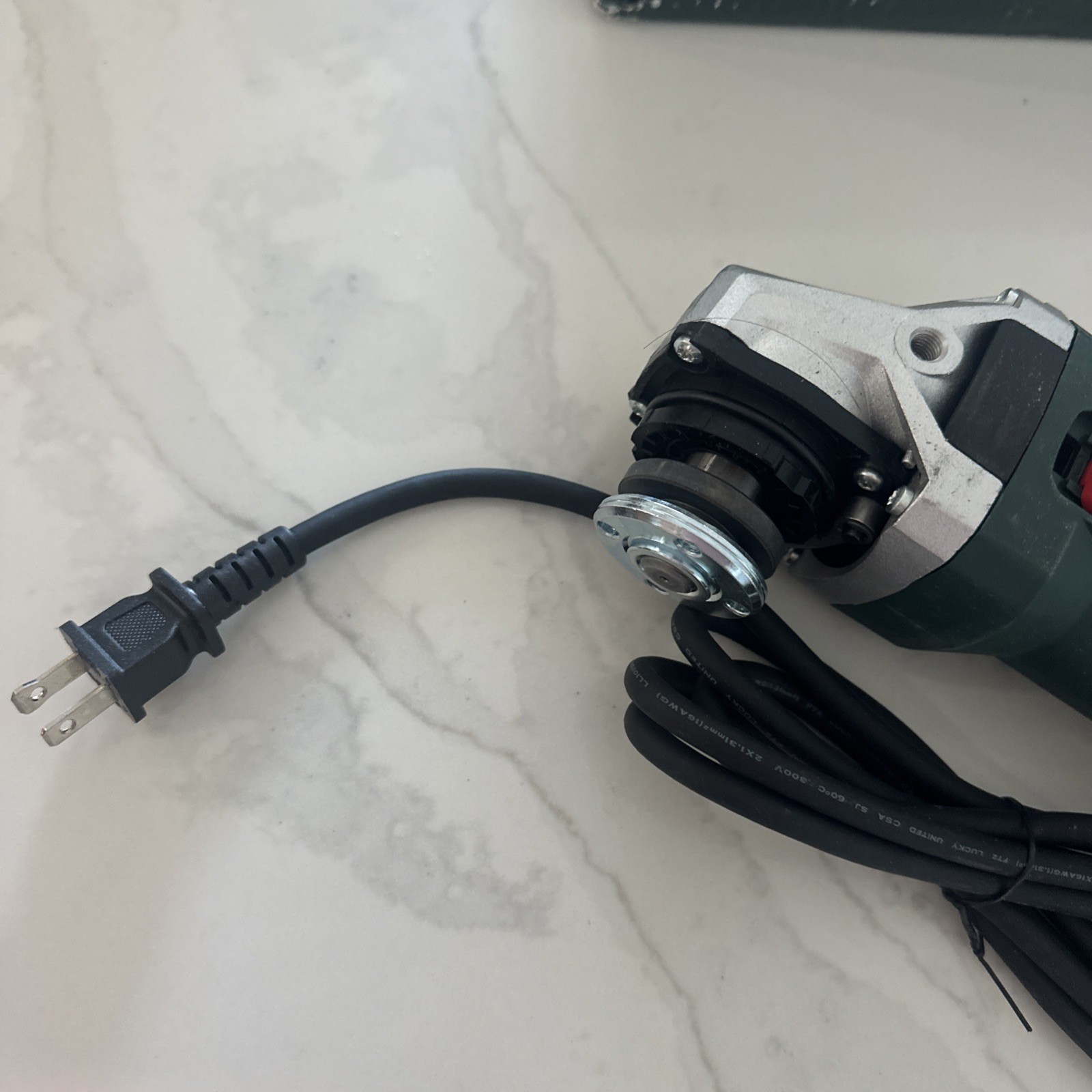 Metabo 4.5In/5In Angle Grinder – 12000 Rpm – 11.0 Amp With Lock-On – New