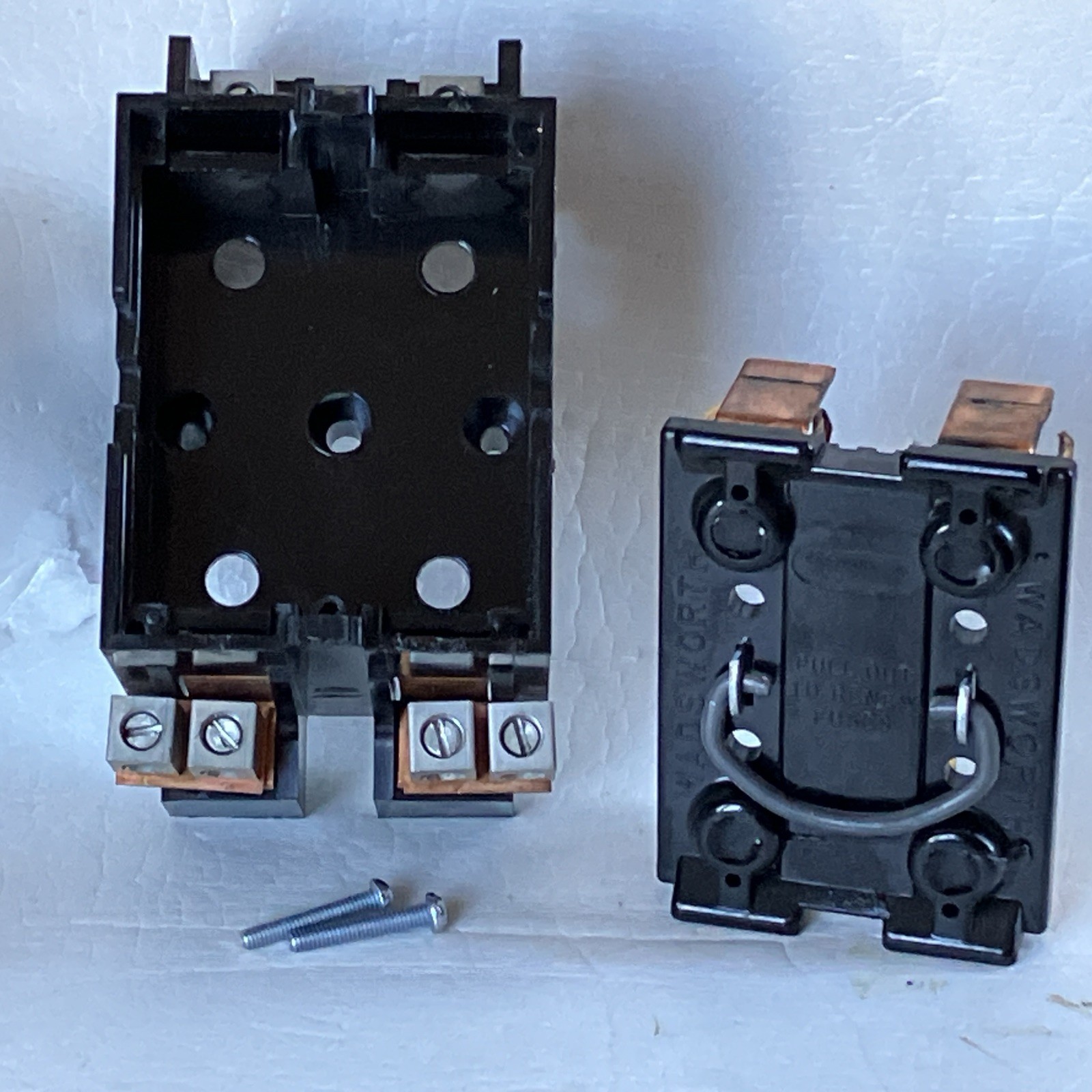 WADSWORTH “MAIN” 60A 250V Block and Fuse Holder Pullout Cat. No. 8038-57 New!!