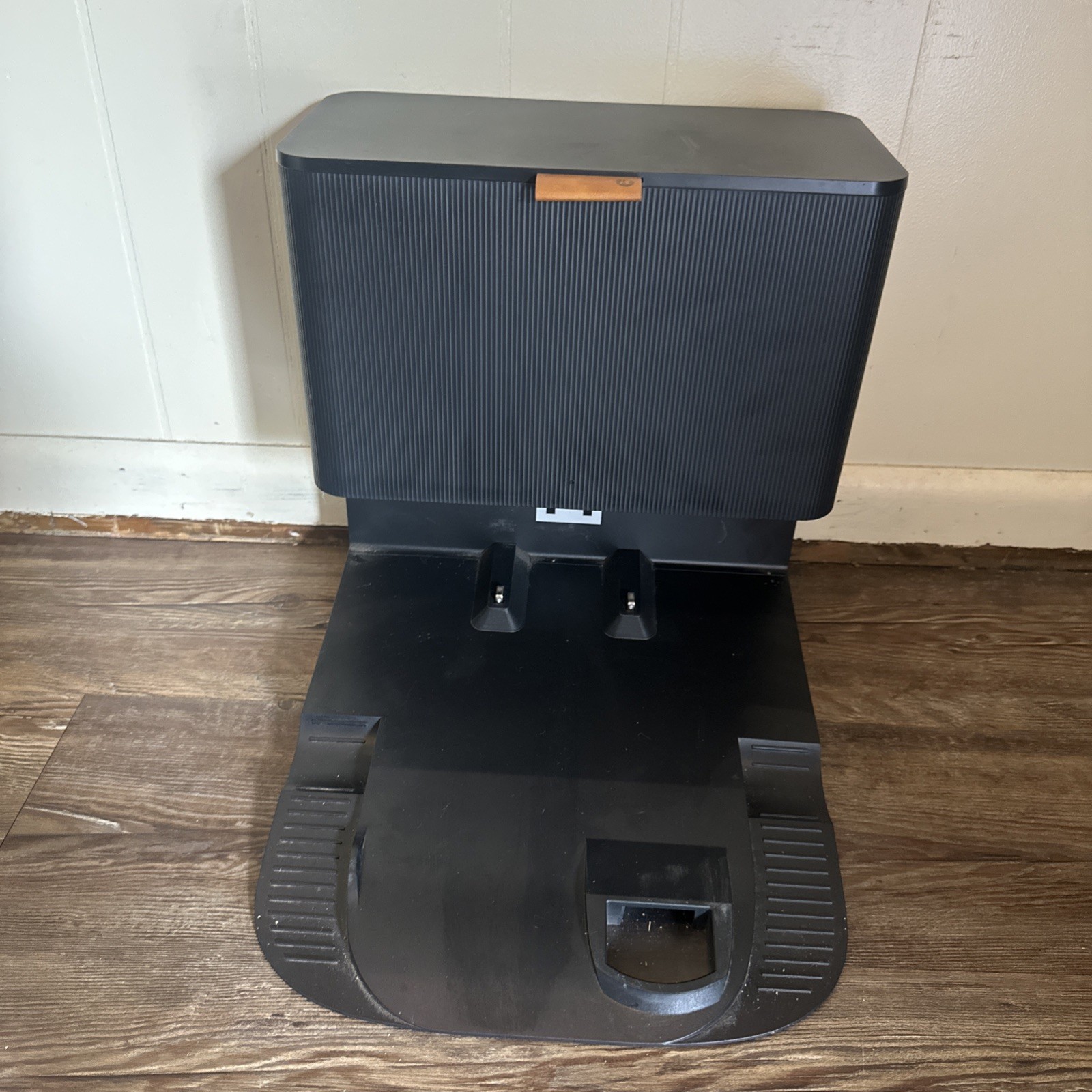 IRobot Roomba J7+ Wi-Fi Self-Empty Robot Vacuum (j7550)(RVE-Y1)