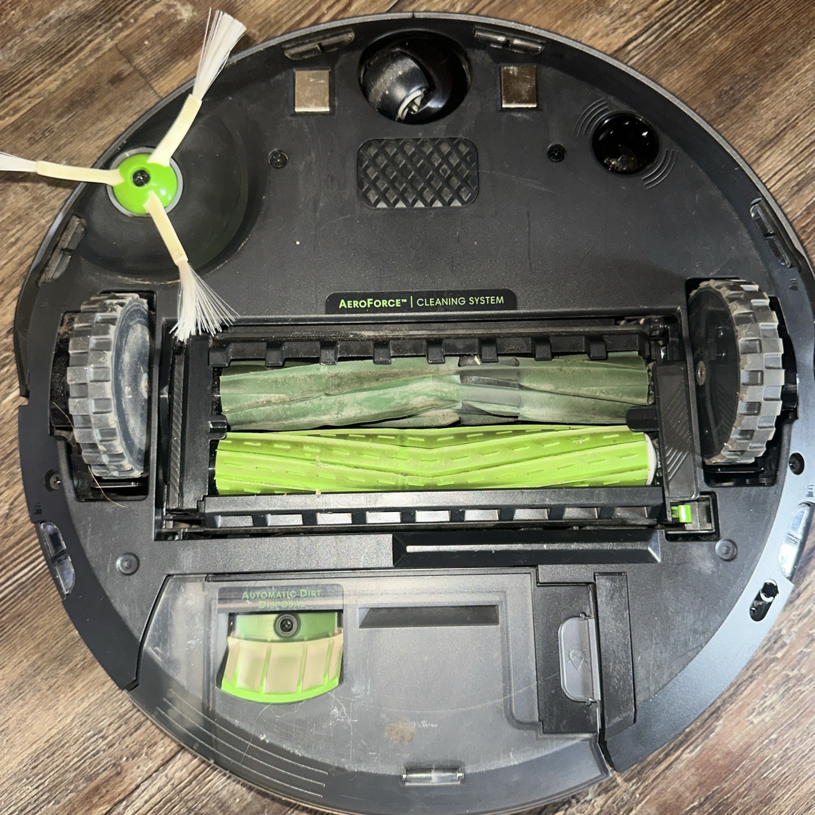 IRobot Roomba J7+ Wi-Fi Self-Empty Robot Vacuum (j7550)(RVE-Y1)