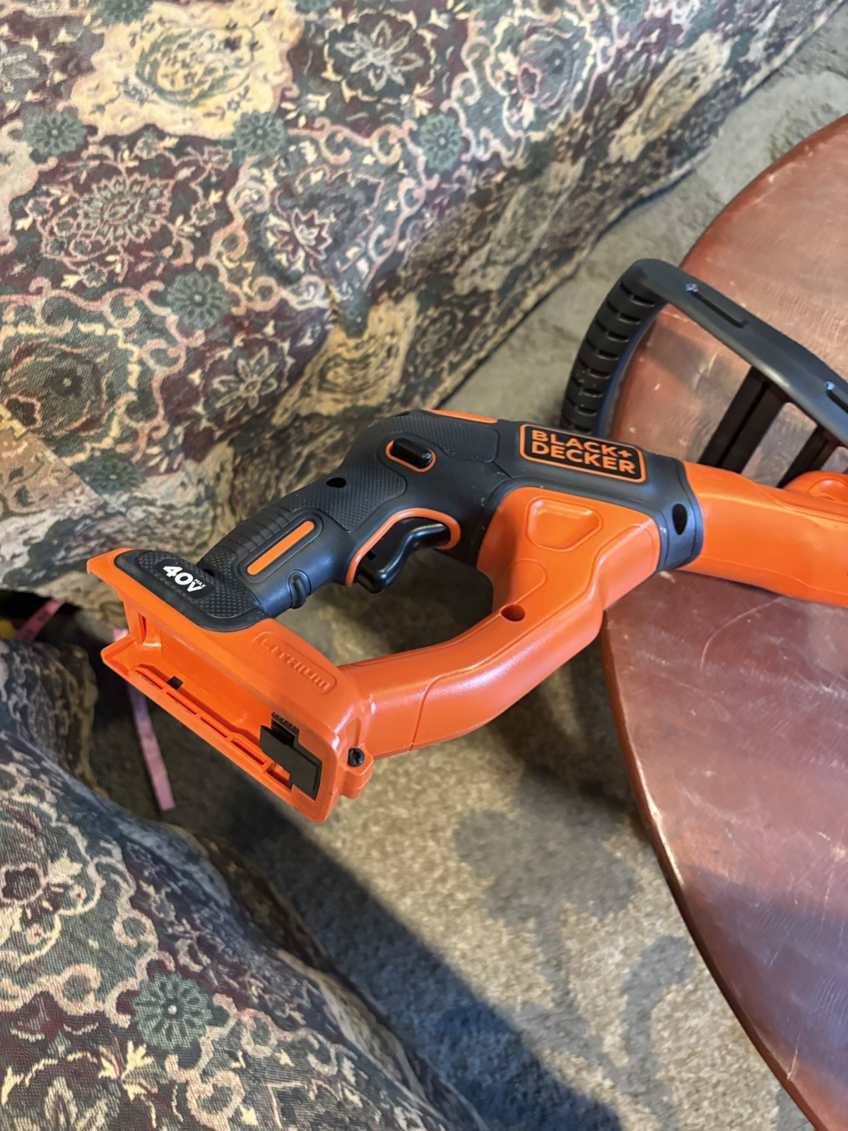 Black+Decker LST140 40V Max Lithium String Trimmer