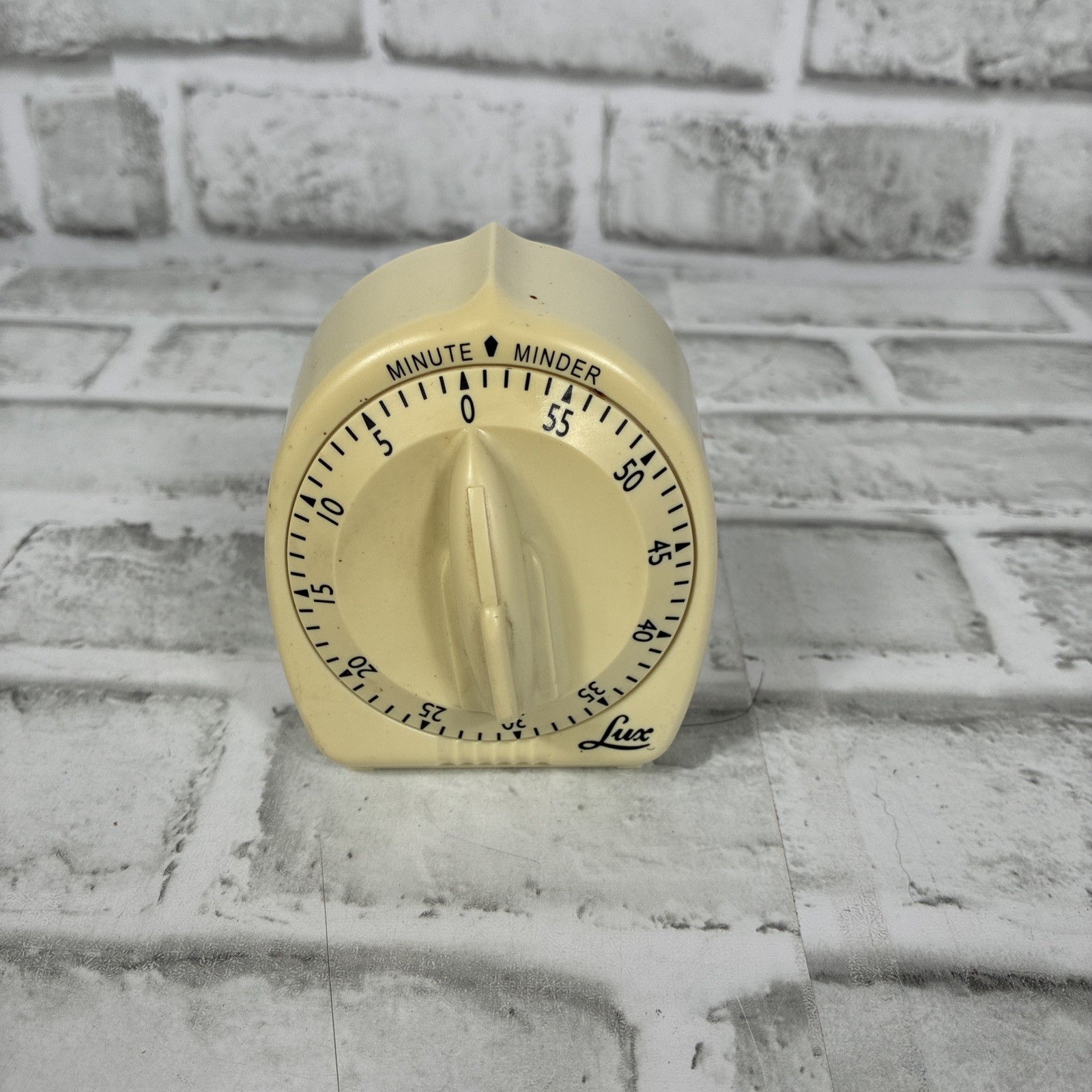 Lux Minute Minder Mechanical Timer Analog Vintage CP2428 Atomic Rocket Knob