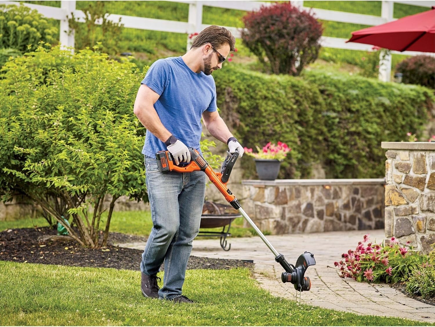 Black+Decker 40V MAX 13 Inch String Trimmer and Lawn Edger with Battery and Char