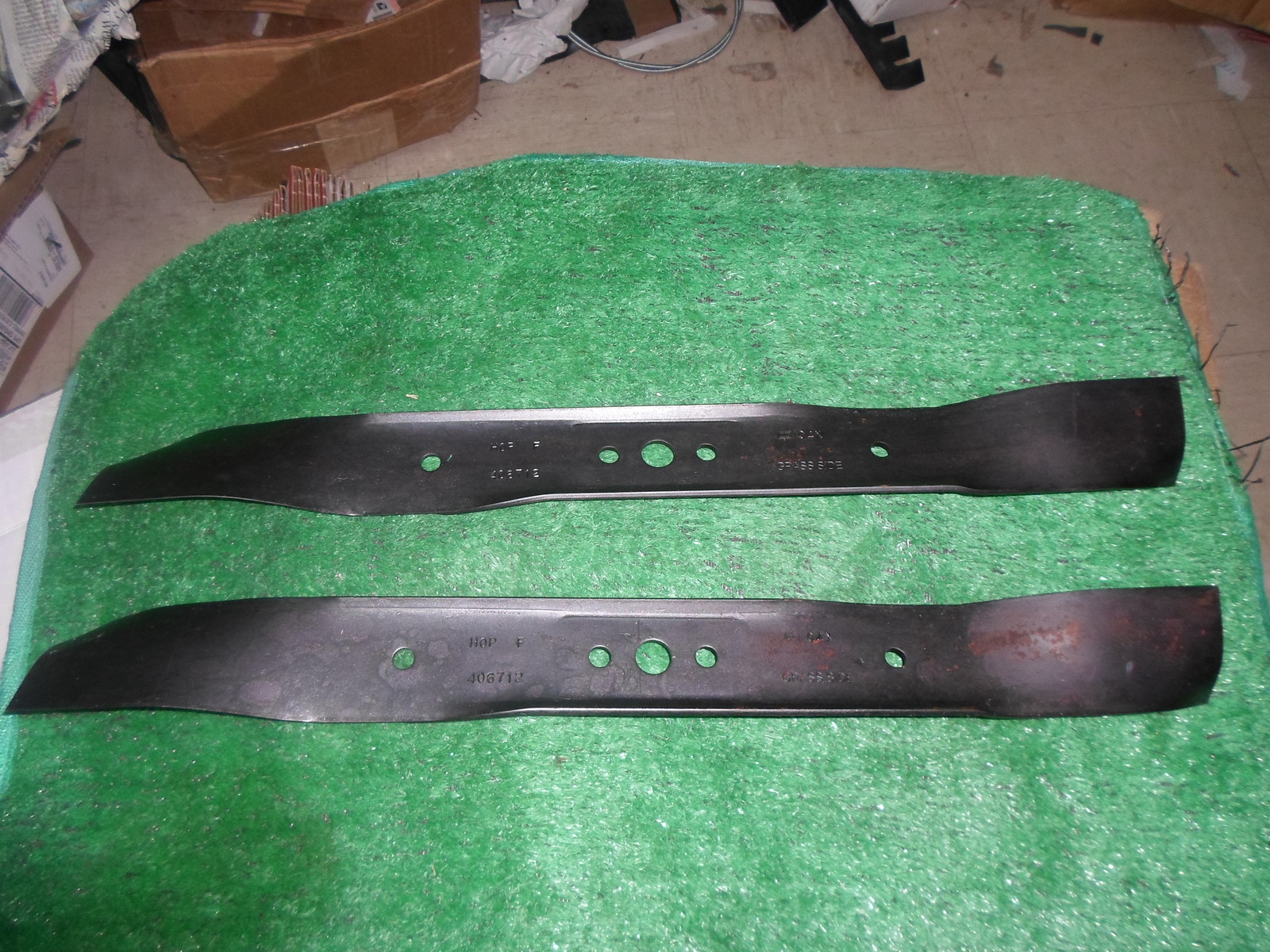 2 BLADES PRICE OF ONE HUSQVARNA OEM 21″ MOWER BLADES 532406712 594893001 406712