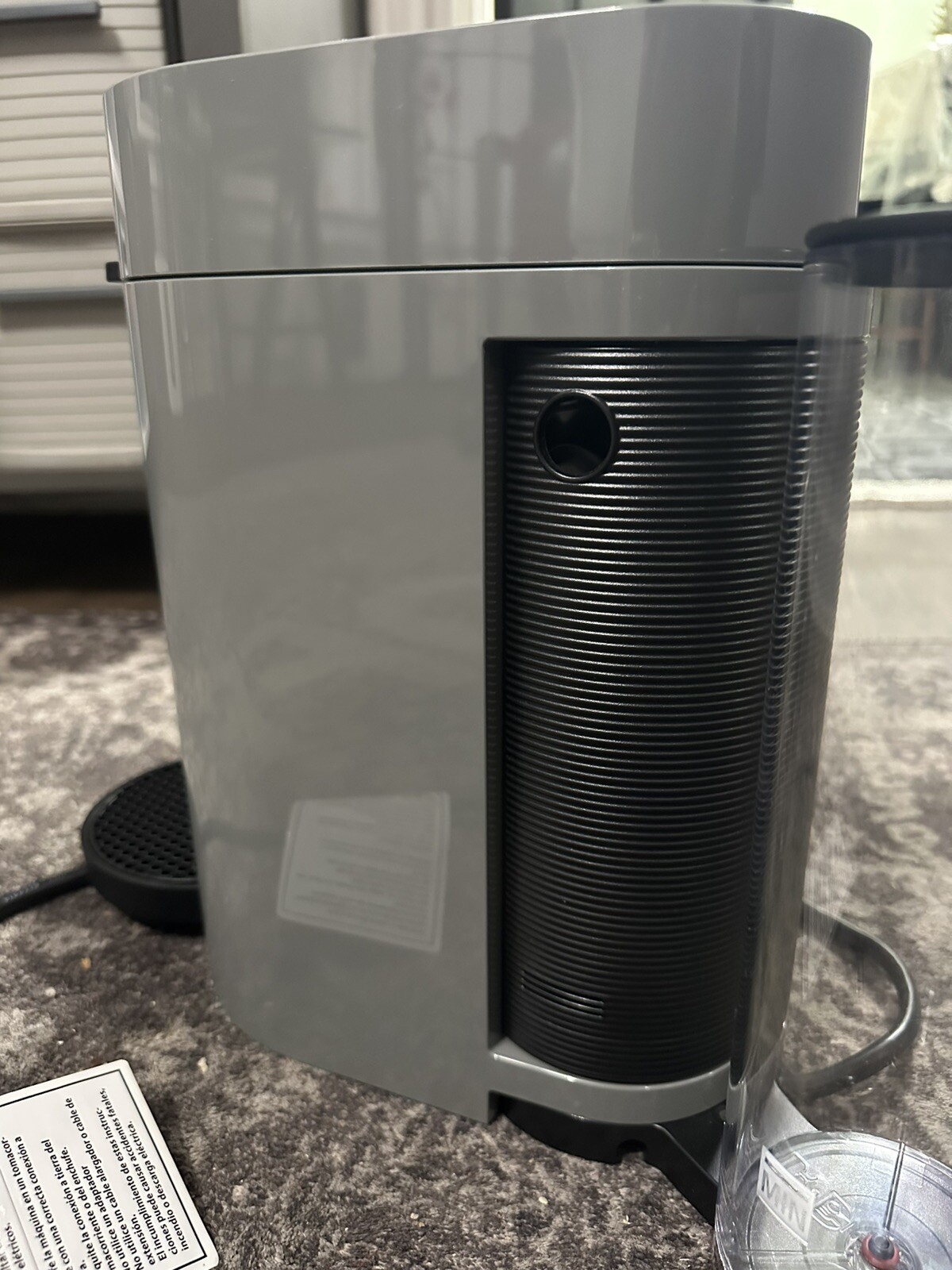 De’Longhi Nespresso Vertuo Plus Espresso Machine – Grey 1 MONTH USED