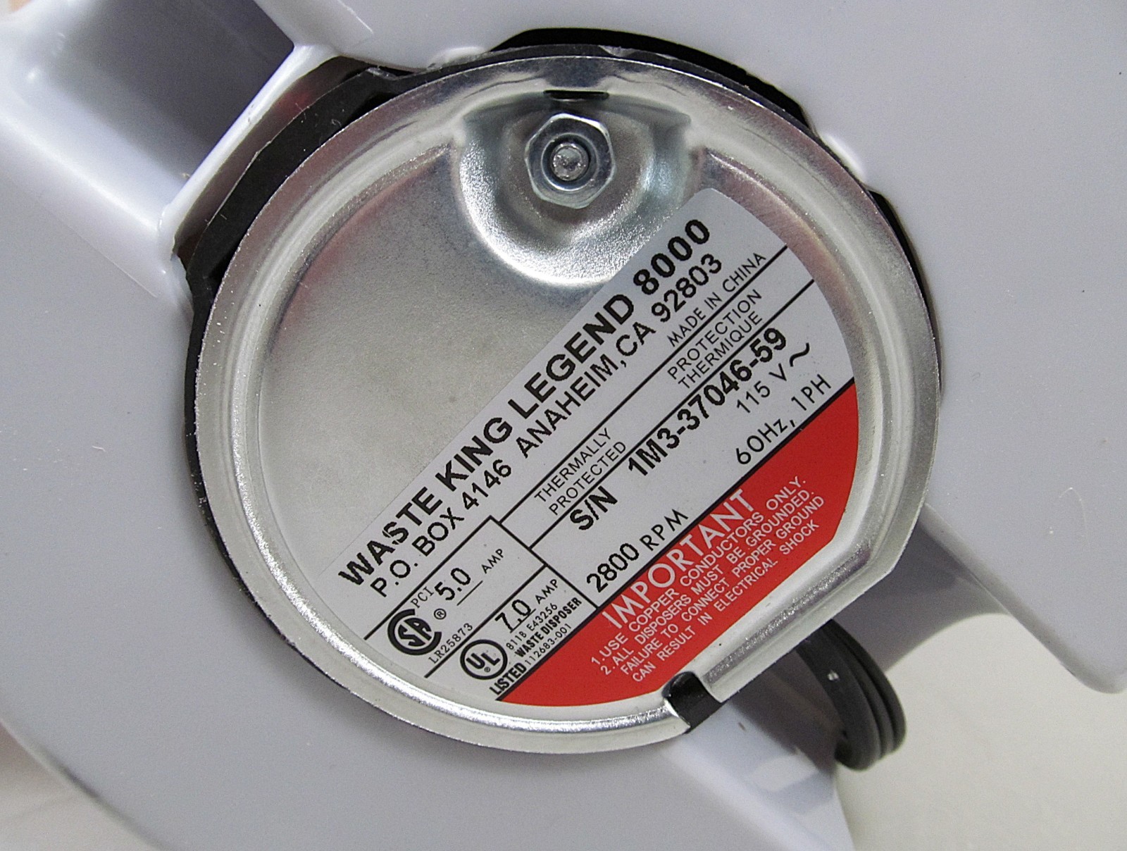 Waste King L-8000 1HP 2800RPM 115V Garbage Disposal New Open Box