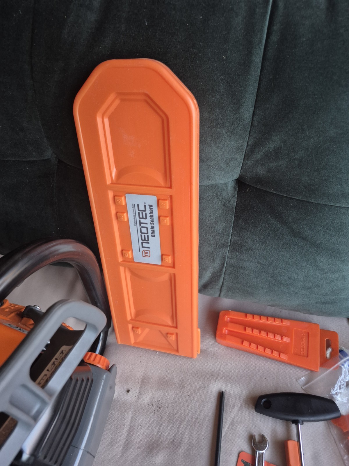 NEOTEC NS892 92cc Gas-Powered Chainsaw Head Compatible with MS 660