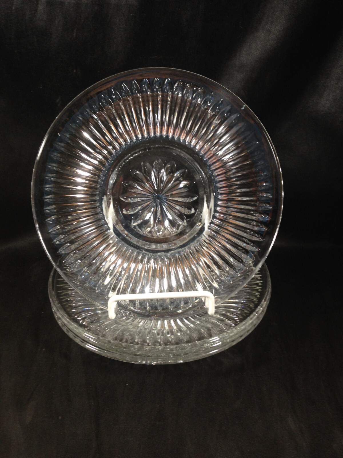 Set of 4 KIG Malaysia 6-7/8” Clear Glass Ribbed Star Plates