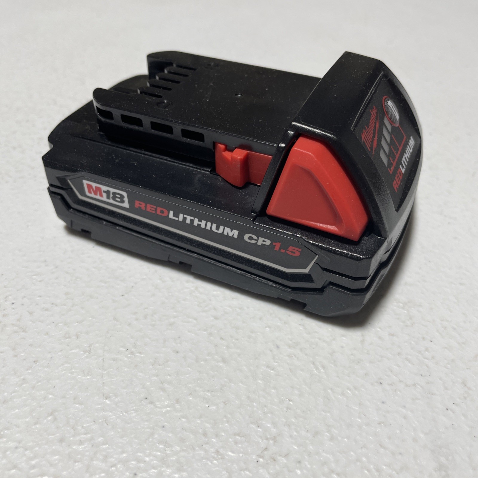 Milwaukee M18 REDLITHIUM CP1.5 18V Lithium-Ion Battery 1.5Ah Black NO BOX!