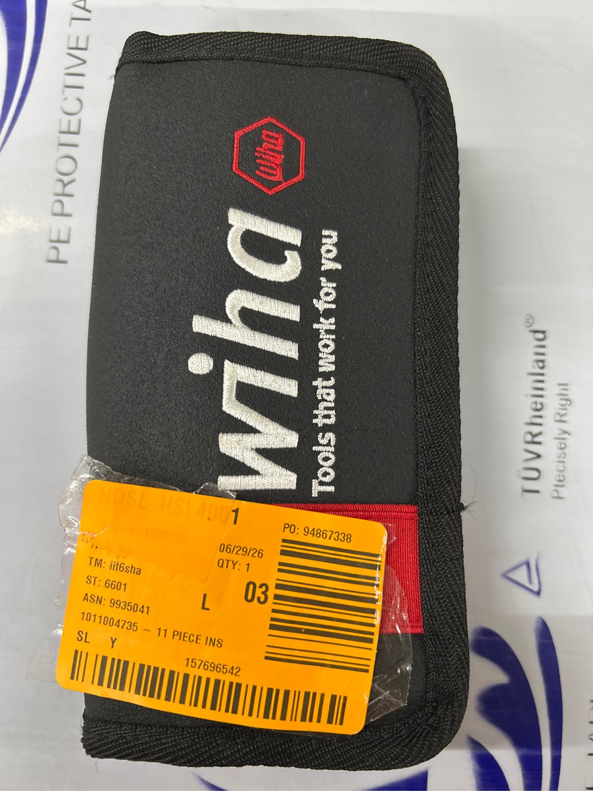 Wiha 11-Piece Insulated Torque Control Set- MISSING ONE PIECE