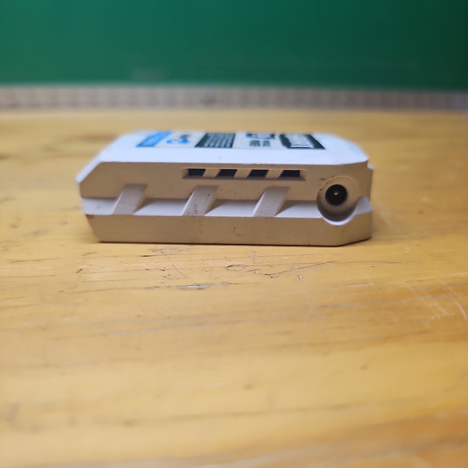 HART-HPPS02 20V PORTABLE POWER SOURCE 2.1A USB Charging Port