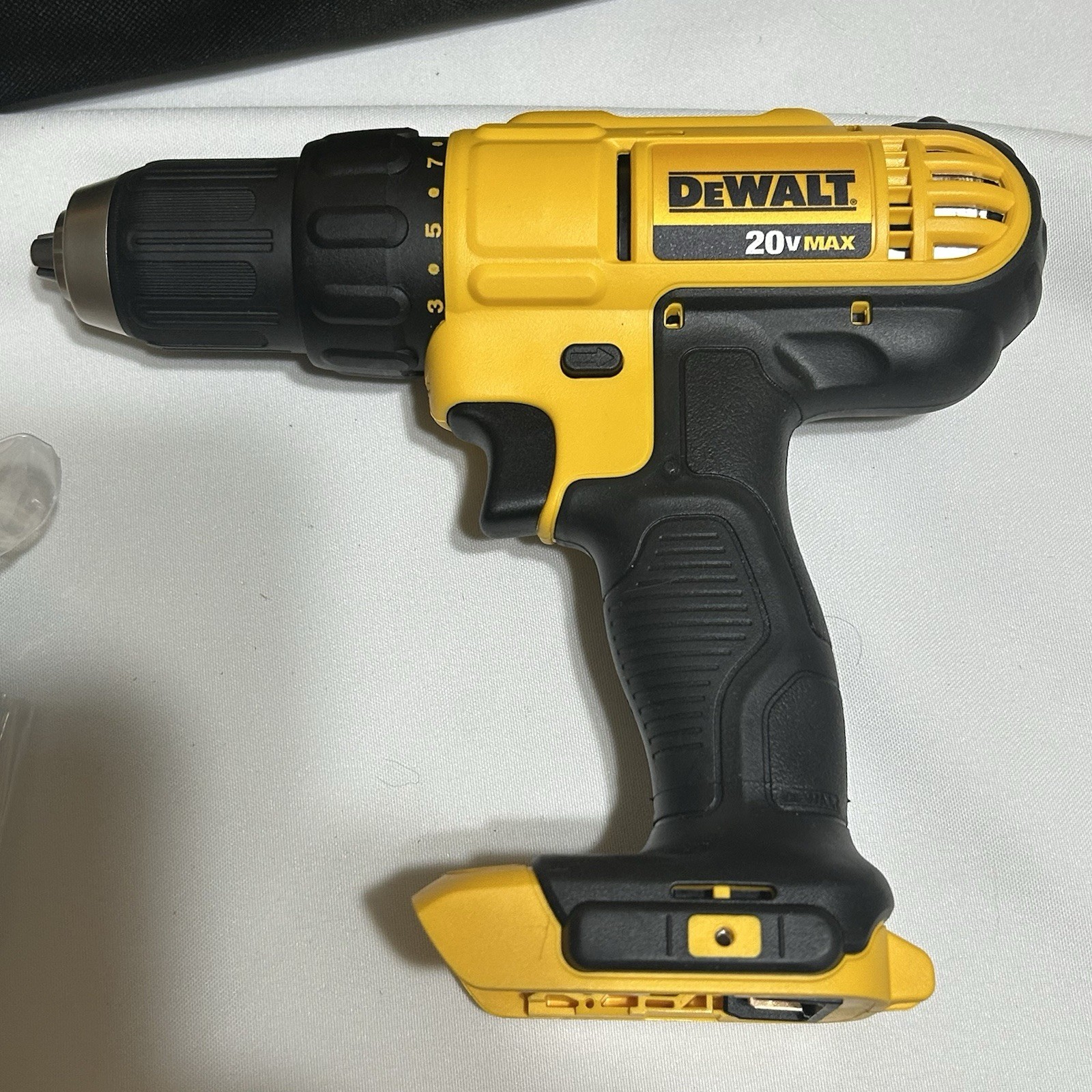 DEWALT DCD771C2 20V MAX Cordless Drill Driver Kit 2×1.3Ah Battery Charger Bag