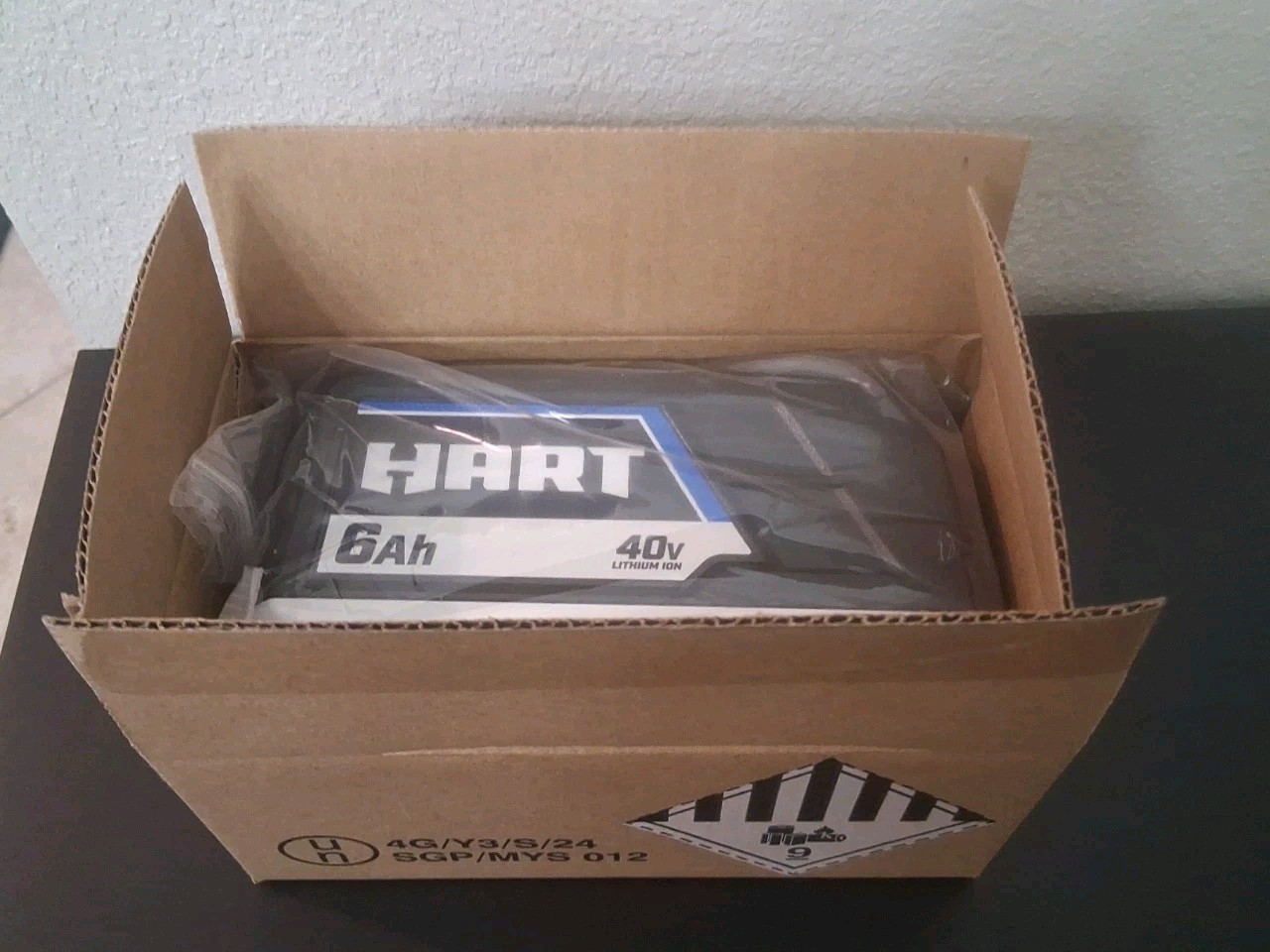 Genuine HART 40V 40-Volt 6.0Ah Battery HLBP04 Lithium-Ion – Open Box New Tested
