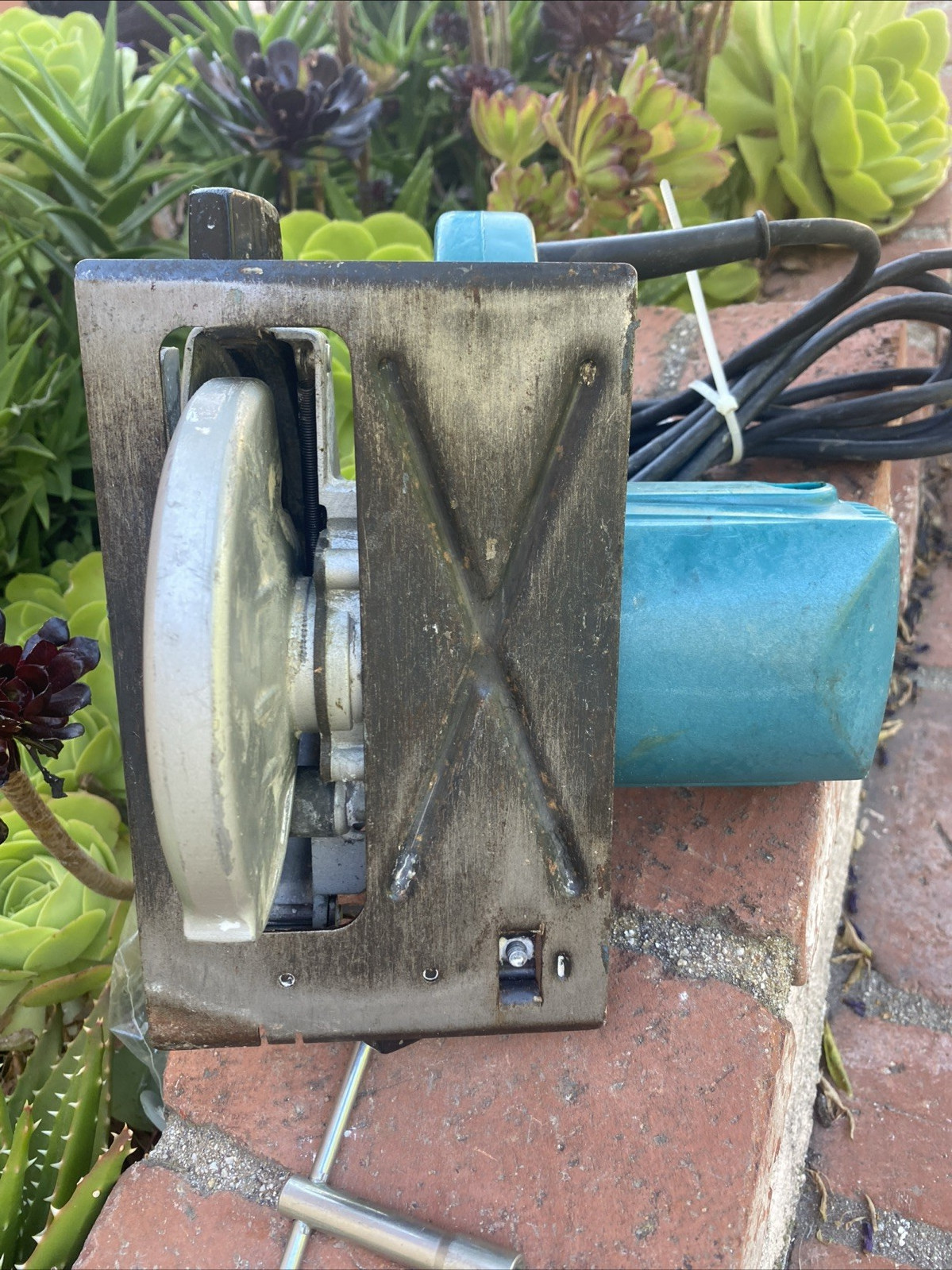 Makita 8000rpm 5005BA 5 1/2″ circular saw Tested 140mm 120V Made In Japan