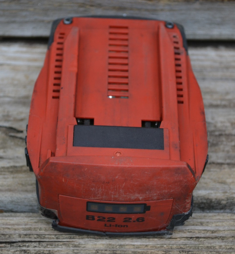 Genuine Hilti B22 2.6 Lithium-Ion 21.6 Volt Li-Ion Battery Pack–Good Cond.