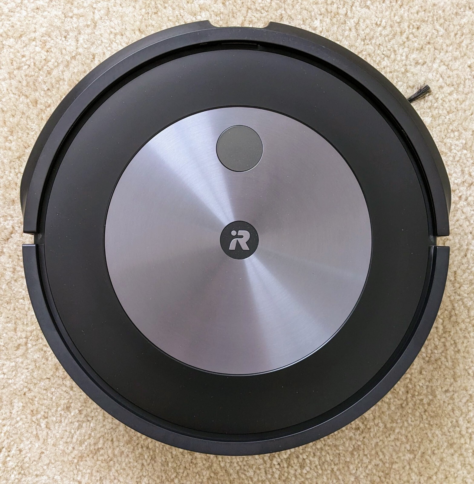 iRobot Roomba j7 (7150) Wi-Fi Connected Robot Vacuum