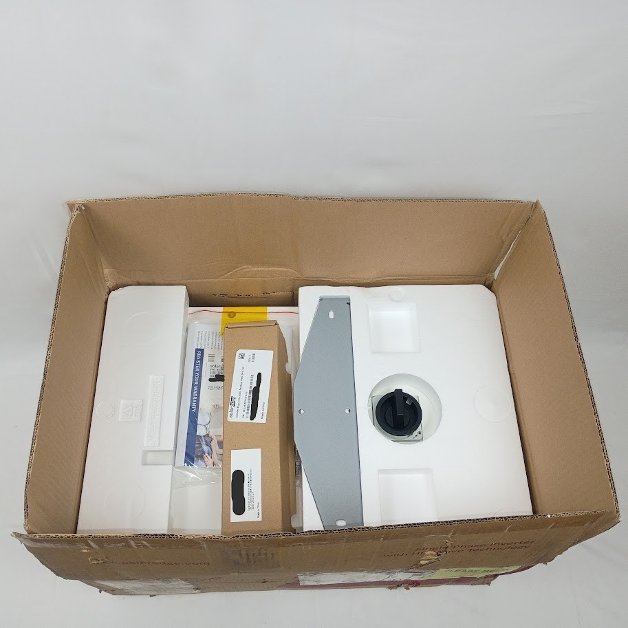 SolarEdge 3.8kW Inverter SE3800H-US000BEU4- Used – With Manufacture Warranty