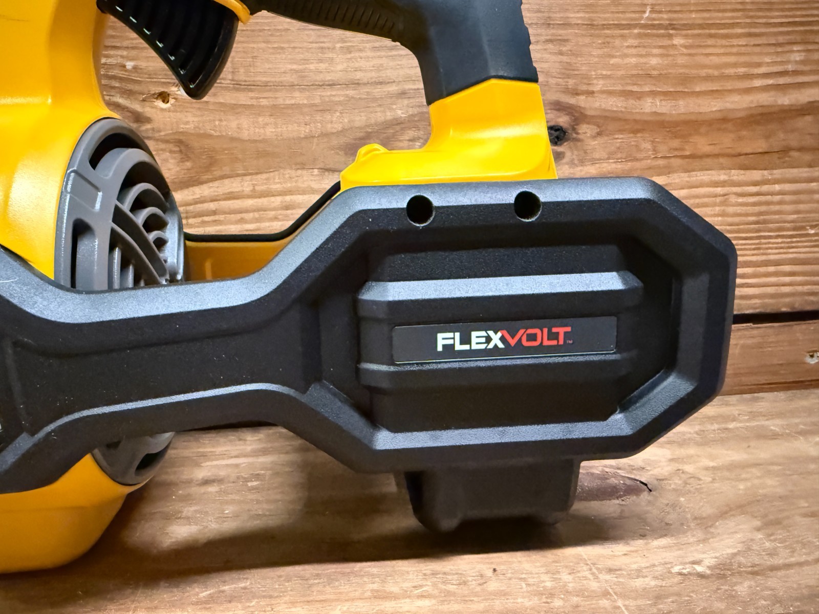 Dewalt 60V FLEXVOLT Leaf Blower Brushless AXIAL Blower 60 Volt DCBL772B (Qty)