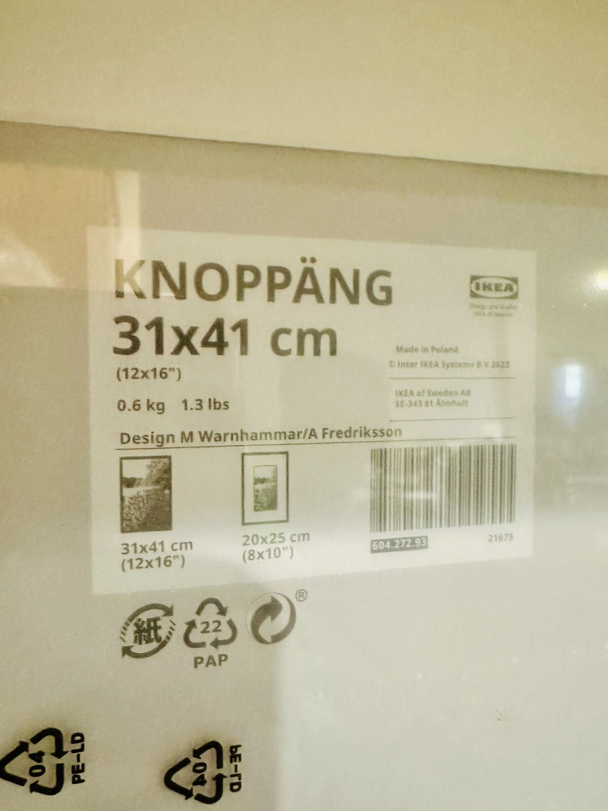 NEW SEALED IKEA KNOPPANG WHITE PICTURE PHOTO FRAME 31 CM X 41 CM (12” X 16”)