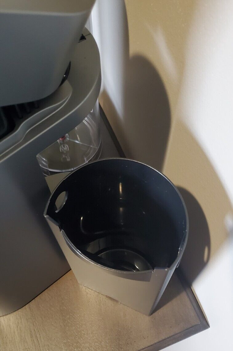 Nespresso Vertuo Plus: Deluxe Version with 2 Nespresso Glass Mugs