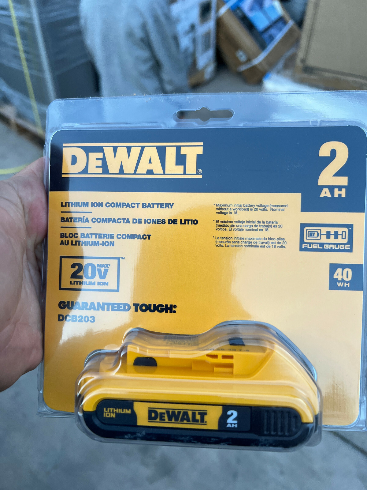 100% Genuine DeWalt DCB203 20V MAX Compact Lith-Ion 2.0Ah Battery Pack NEW