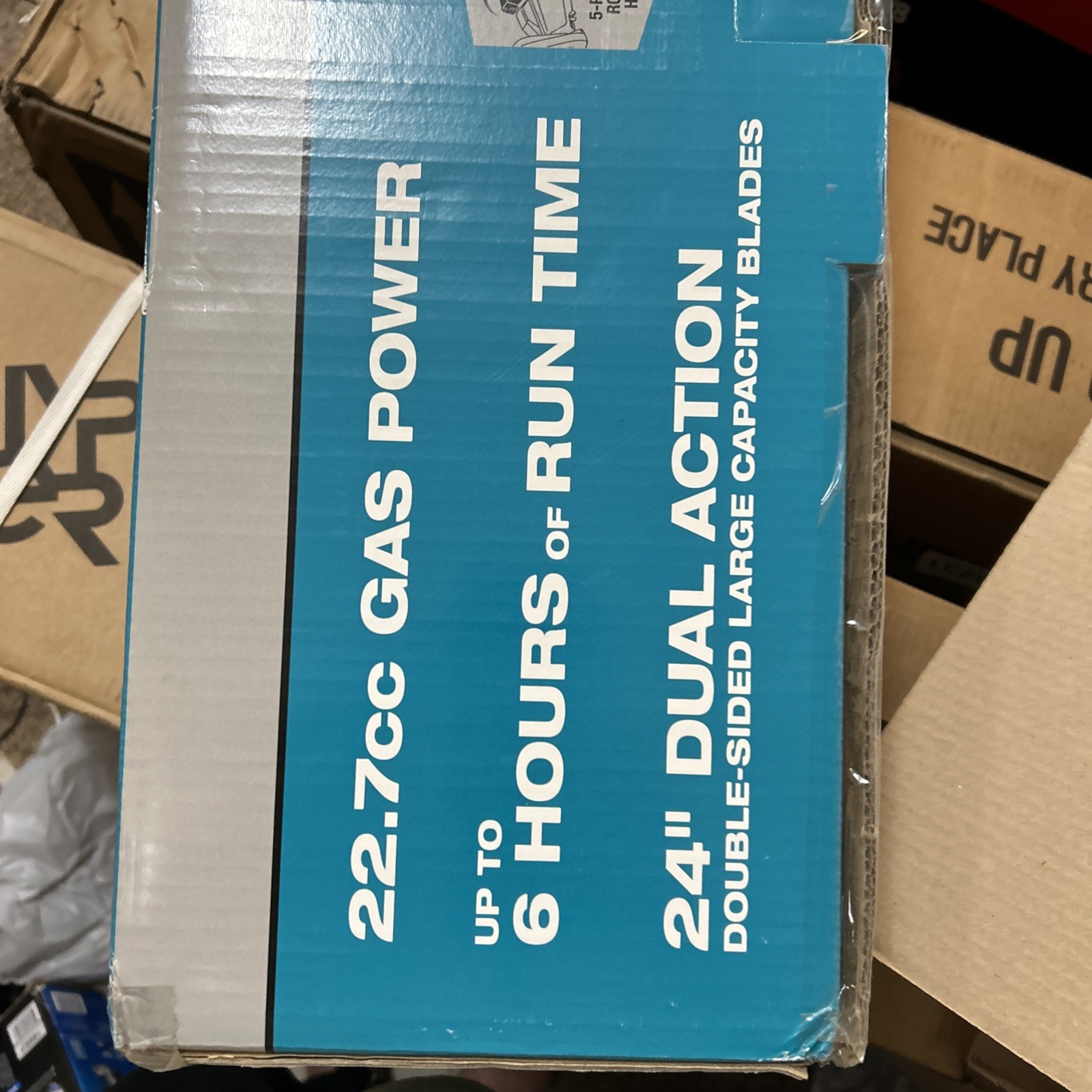 Makita XGT 40V 24″ Cordless Hedge Trimmer GHU02Z (Tool Only)
