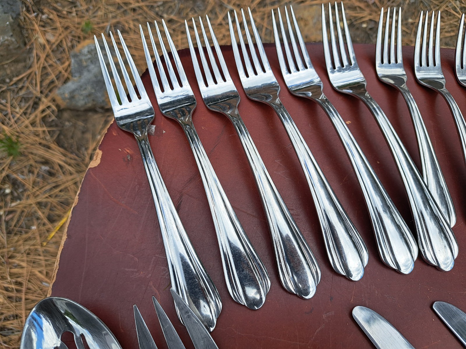 Waterford LINEAR 18/10 Stainless Flatware Vietnam Lot Of 25 Pieces