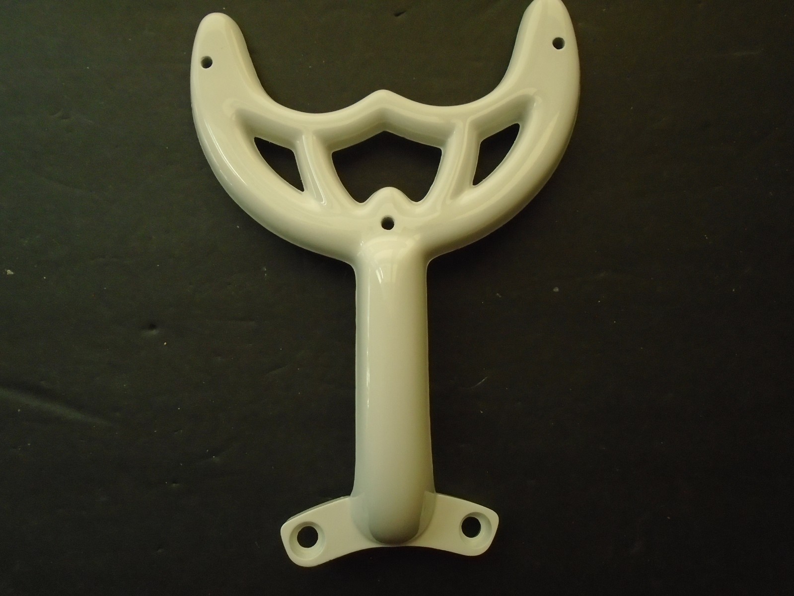 HUNTER 52′ CEILING FAN REPLACEMENT ARM/BRACKET WHITE 83469