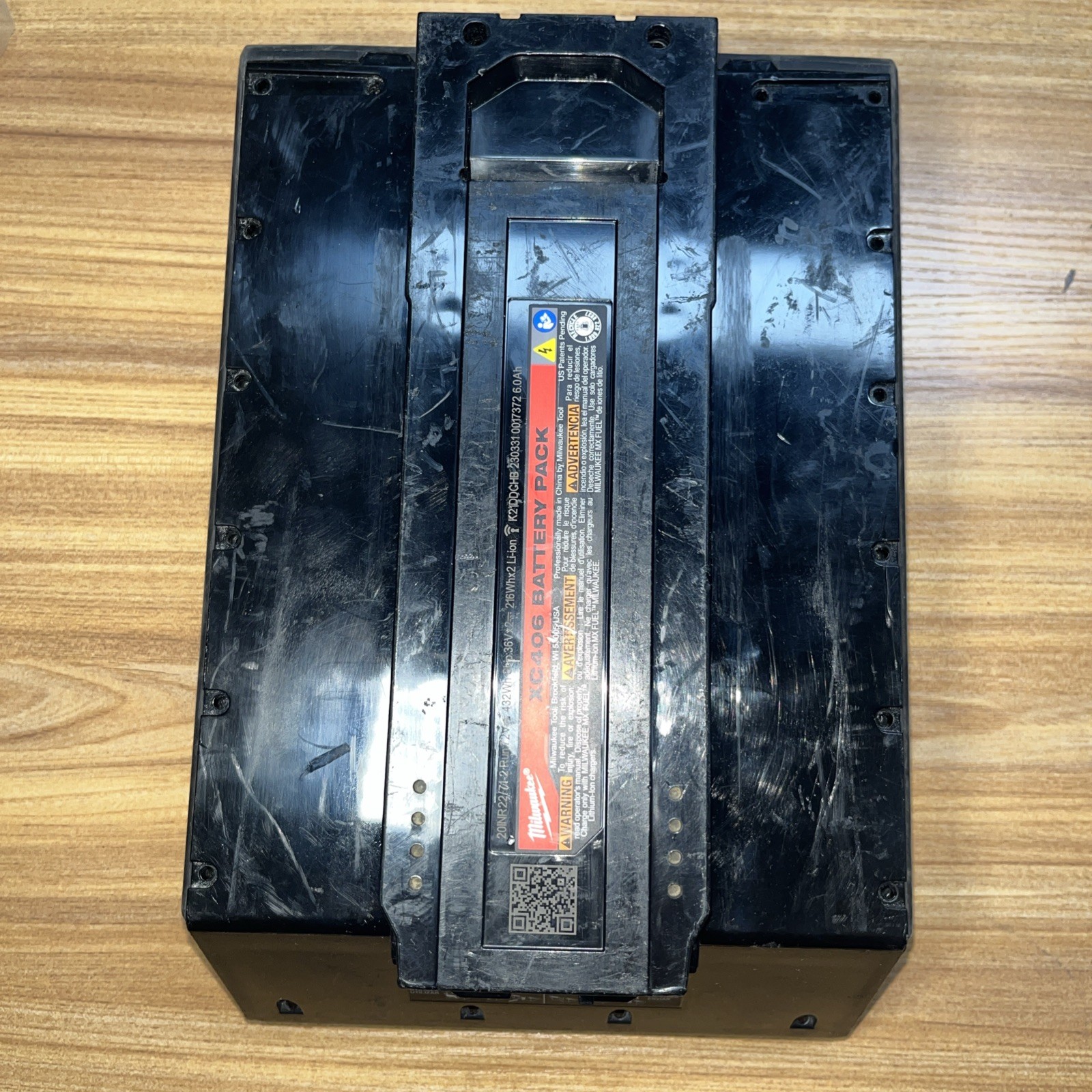 Milwaukee MX FUEL Lithium-Ion REDLITHIUM XC406 Battery Pack MXFXC406Broken: