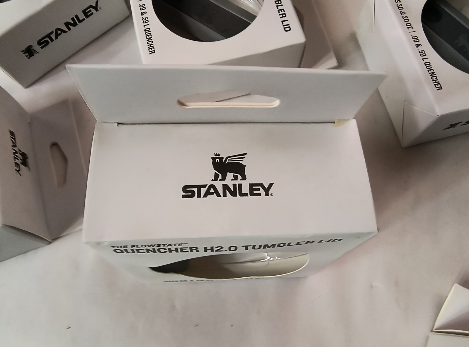 NEW Stanley The Flowstate Quencher H2.0 Tumbler Lid *LOT OF 6 Lids & STRAWS NIB