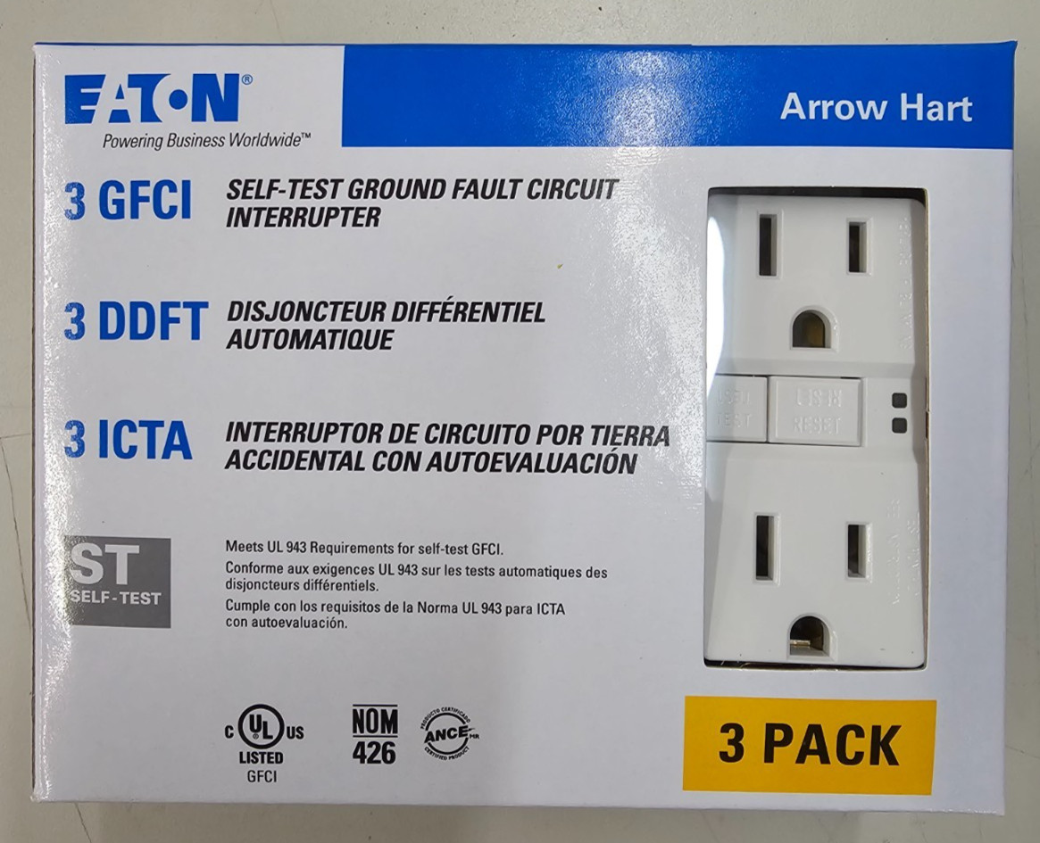 Eaton (3-pack) 15 Amp 125 Volt White Indoor GFCI Wall Outlet SGF15W-3-LW