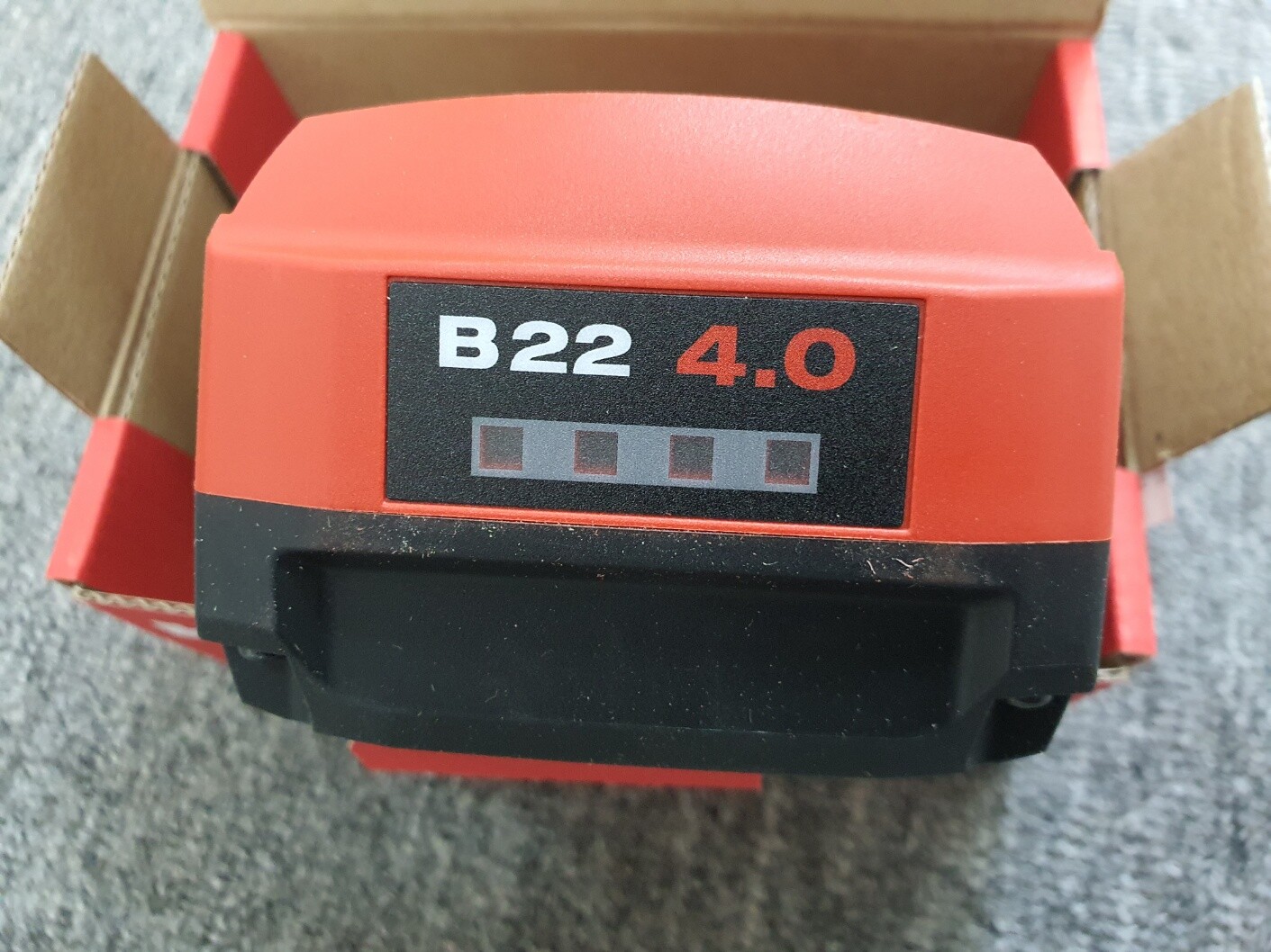 Hilti B22/4.0 Battery 21.6V 4.0Ah 136x97x60mm 1.5lbs UPS Ship#