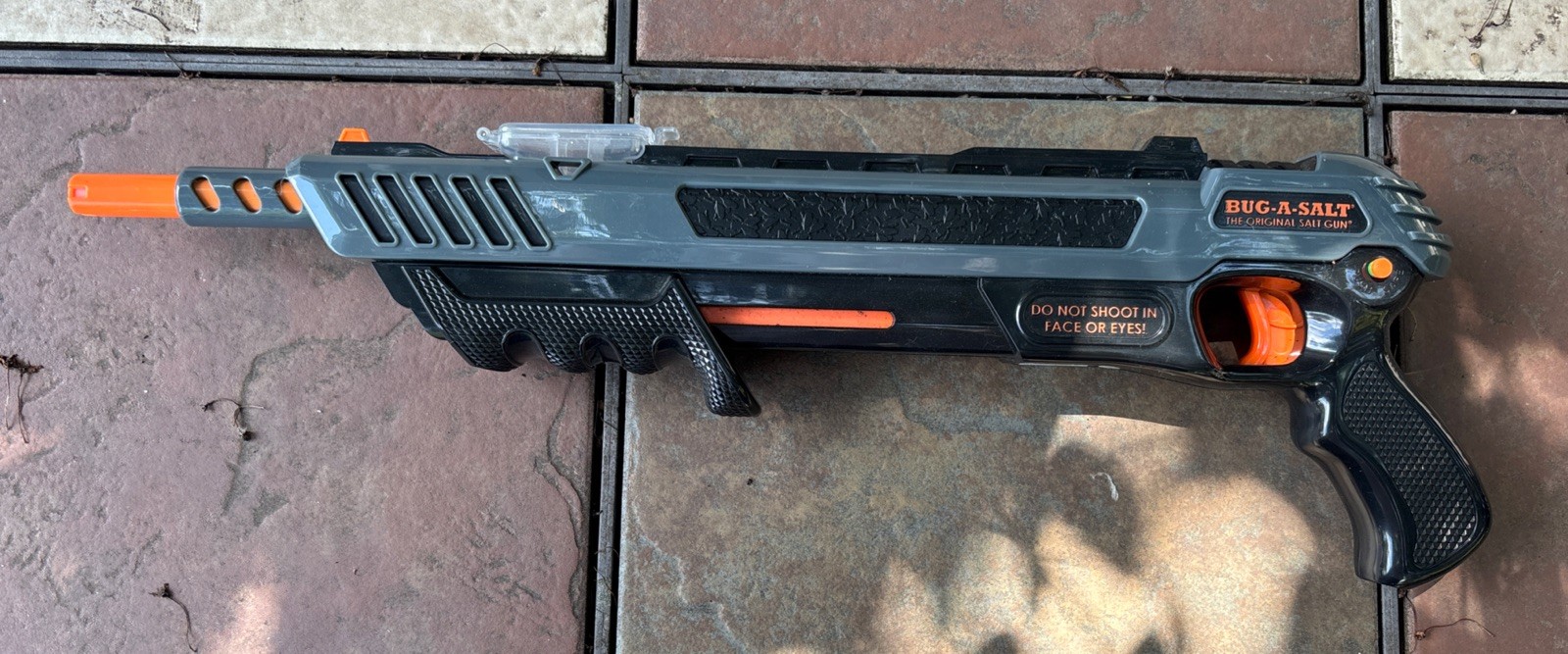 Bug-A-Salt Black Fly Edition 3.0 Salt Gun Insect Control