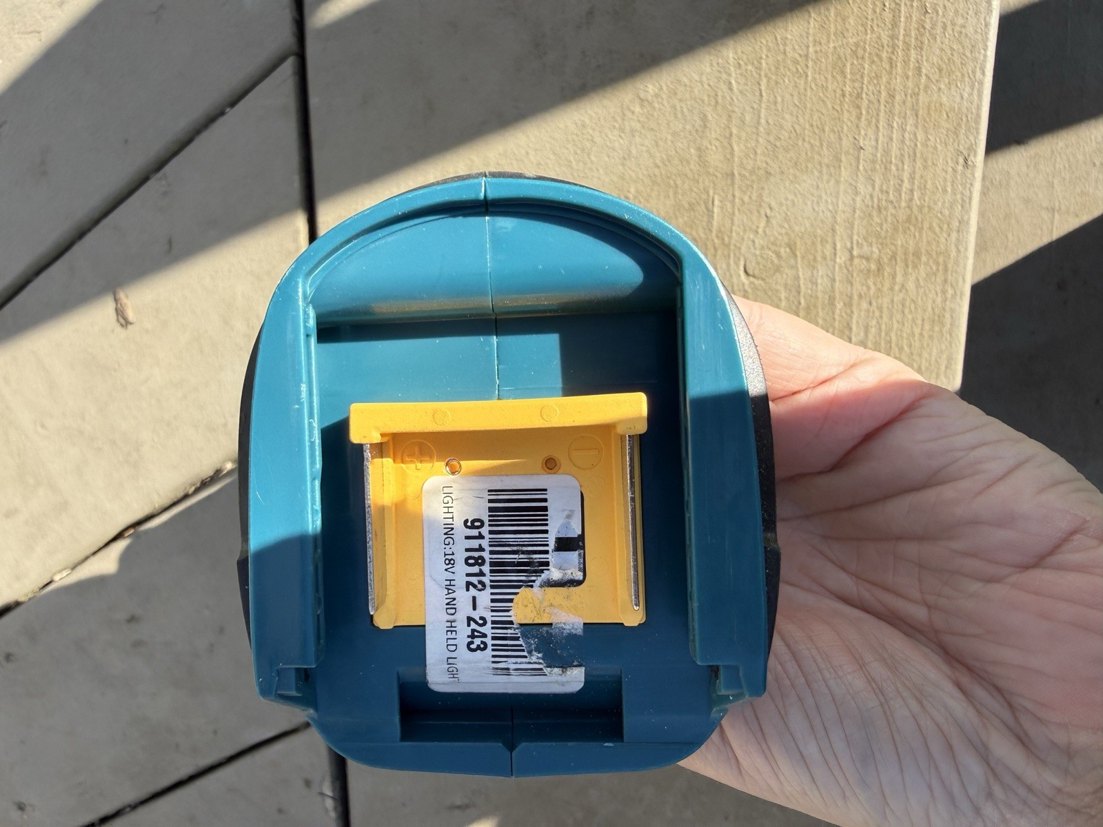 Makita DML812 Flashlight Tool Only – See Photos And Read Description.
