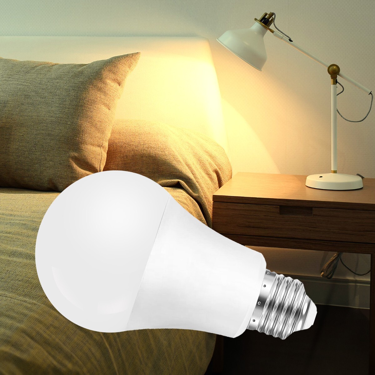 24 Pack A19 LED Light Bulbs 9W Equivalent 60W Replacement Daylight 5000K E26