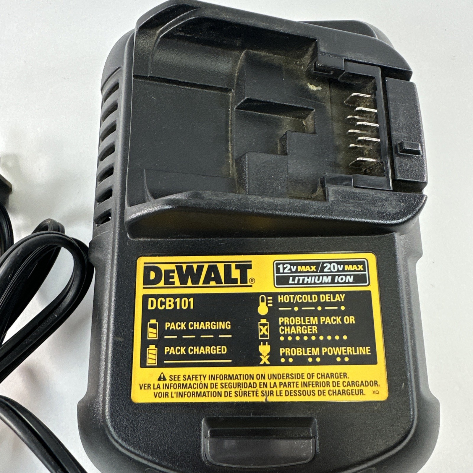 DEWALT DCB101 12V MAX 20V MAX Lithium-Ion Battery Charger Tested
