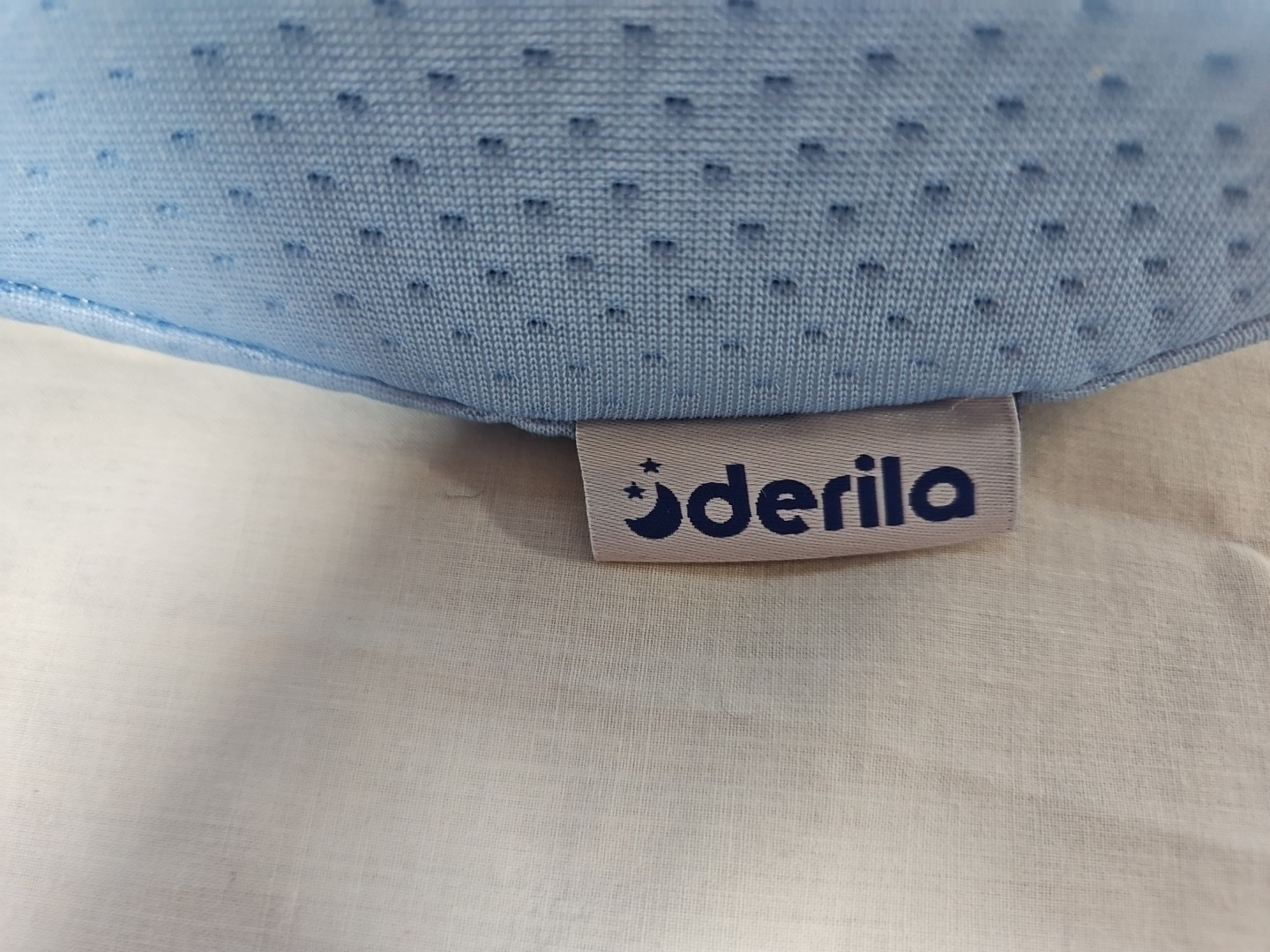 Derila Ergo Neck Pillow Contour Standard Size Memory Foam Free Shipping!