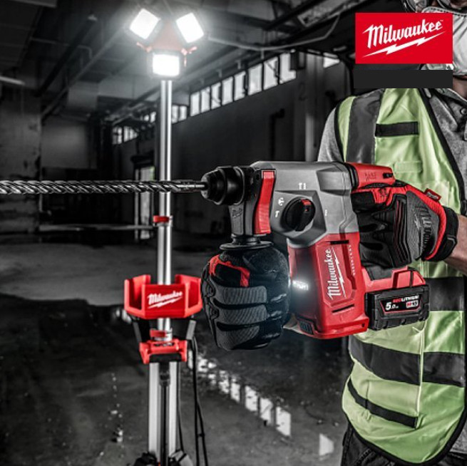 Milwaukee M18 BLH Rotary HammerDrill 18V 1400Rpm 4900Bpm 2.3J 2.6kg SDSPlus Bare