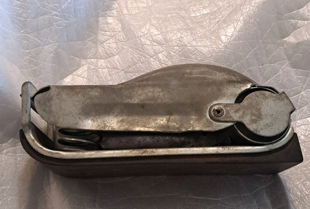 Vintage 40s G&S Hand Sander W/ Built In Paper Holder Genoa City, Wisconsin, USA