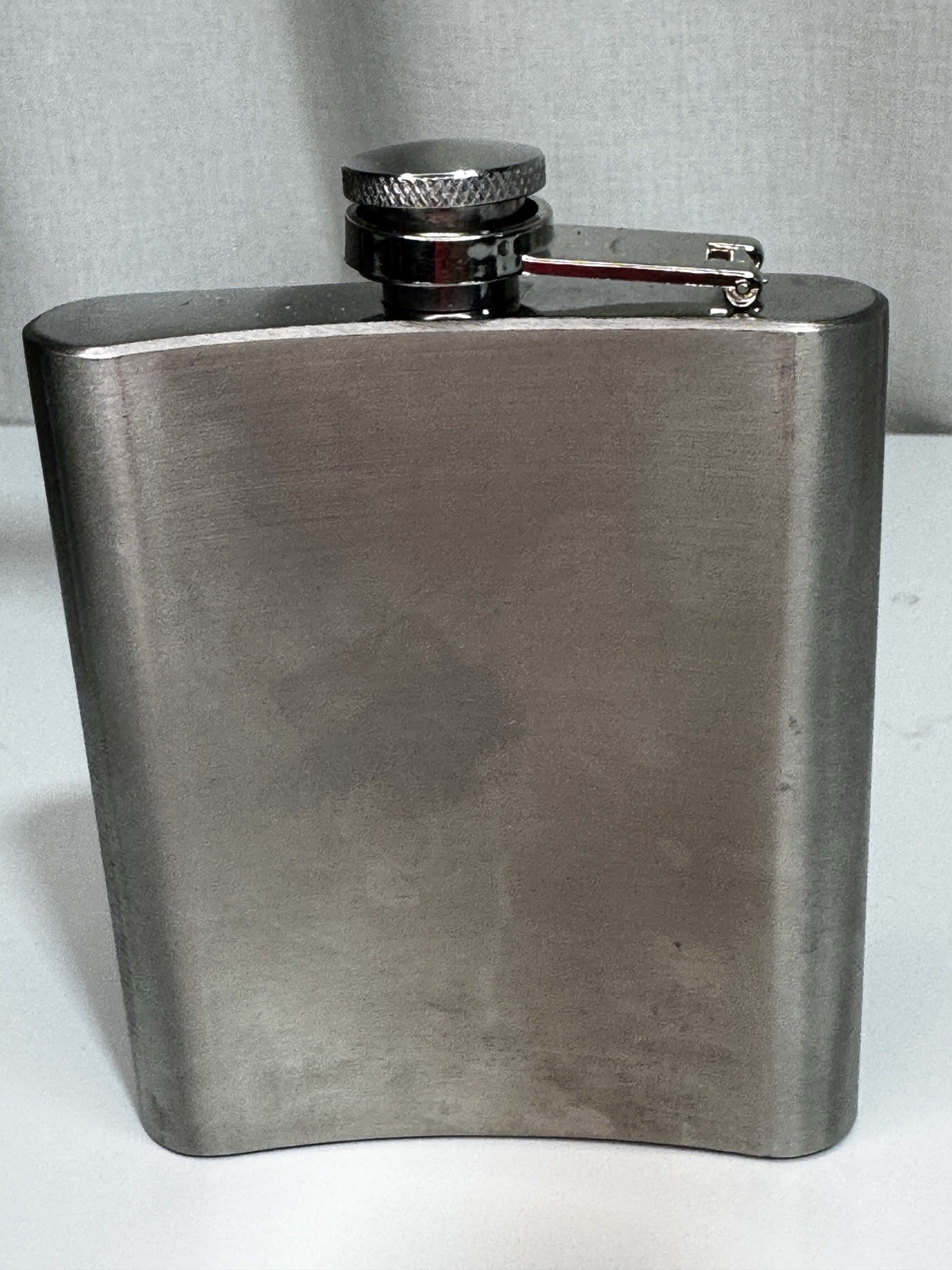Stainless Steel 7 oz Silver Hip Flask “CATCH” Anchor Design Screw Cap
