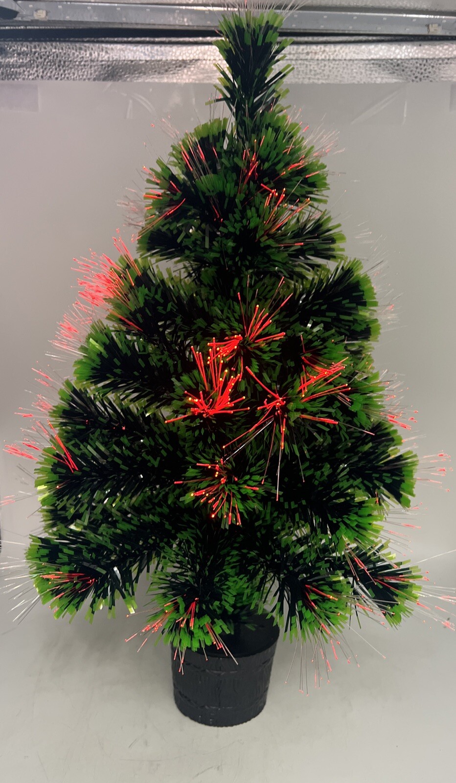 Fiber Optic Christmas Tree 22” Continuous Color Blinking Lights Battery Operated