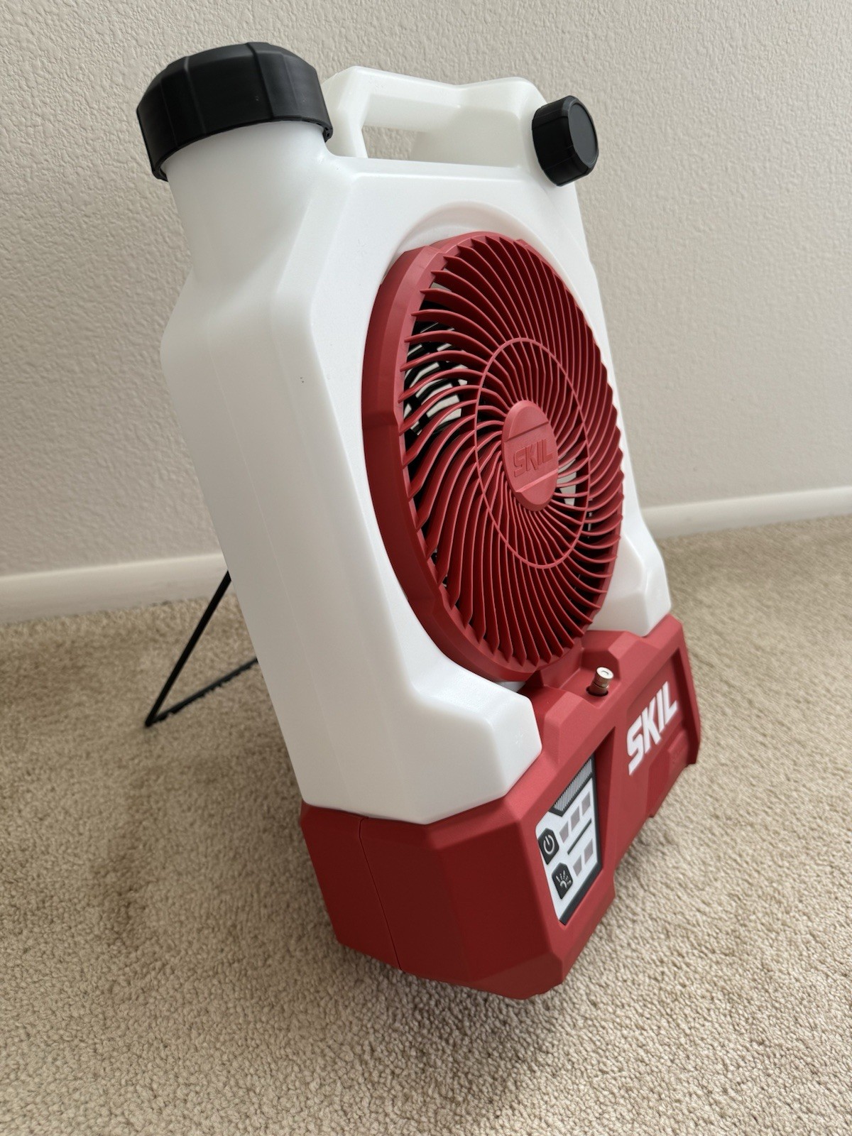 Skil 12v / 20v 7-inch Misting Fan (tool only, no battery or charger)