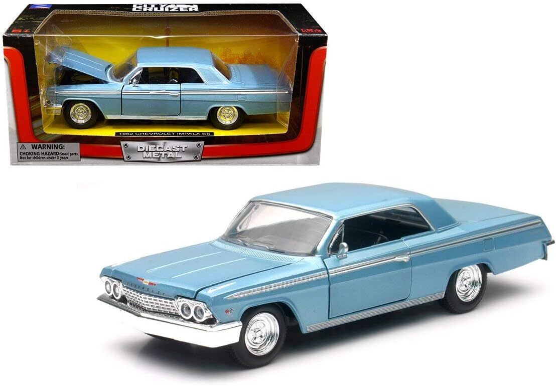 Chevrolet 1962 Impala SS Blue 1/24 by New Ray 71843 B